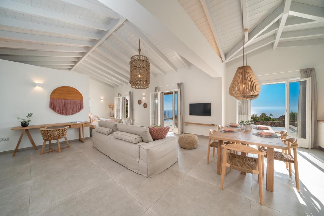 Summer Breeze Villa Tzamarelata Экстерьер фото