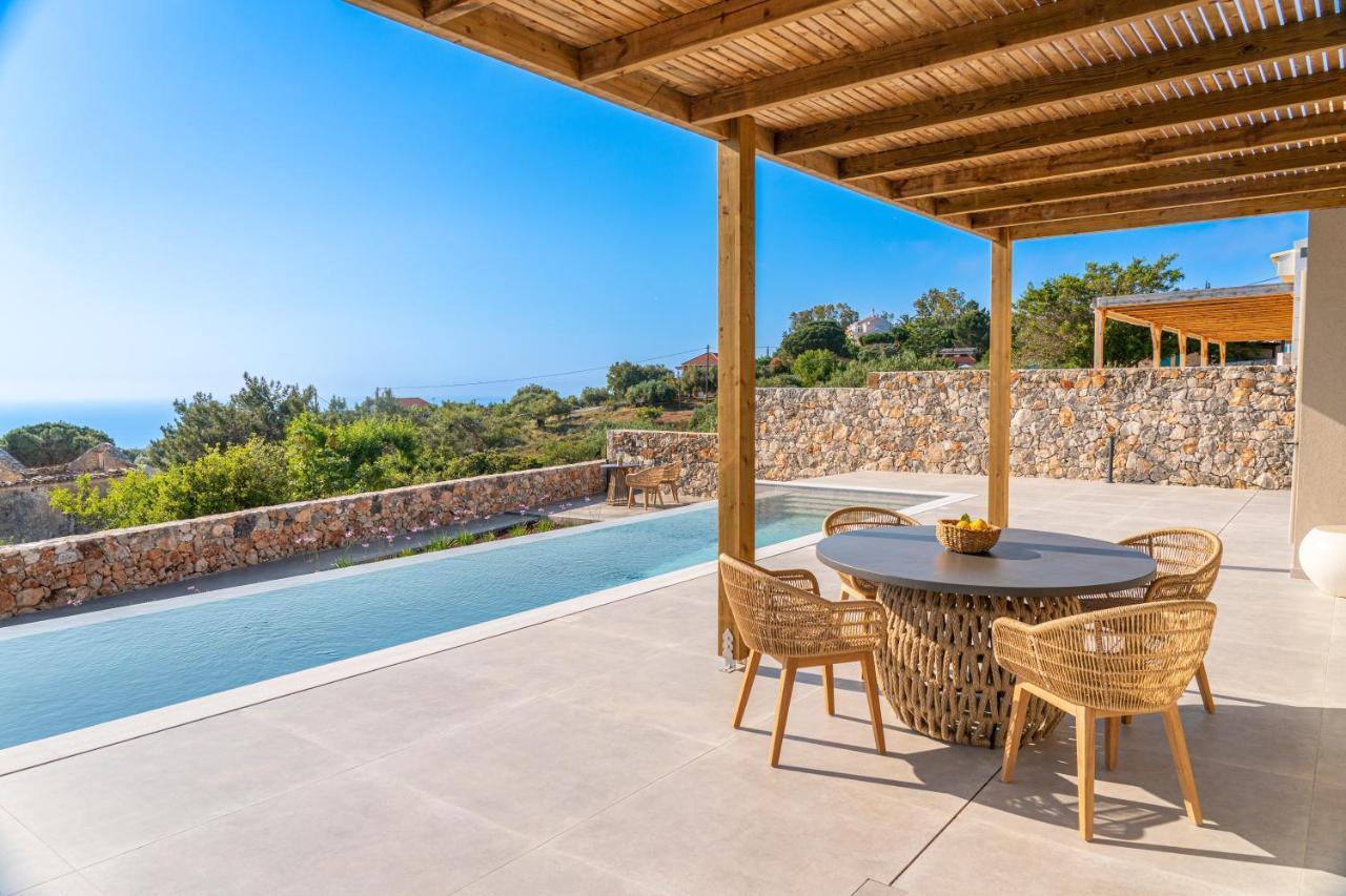 Summer Breeze Villa Tzamarelata Экстерьер фото
