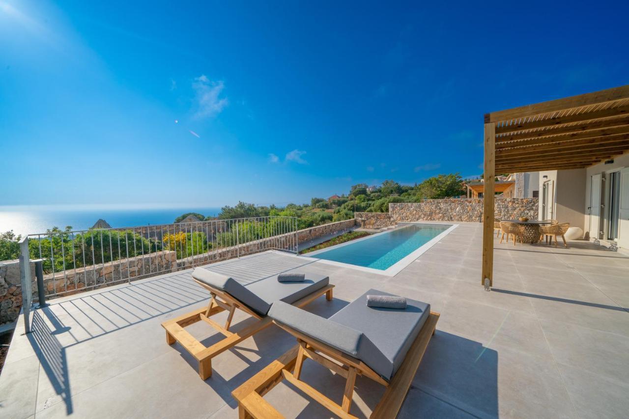 Summer Breeze Villa Tzamarelata Экстерьер фото