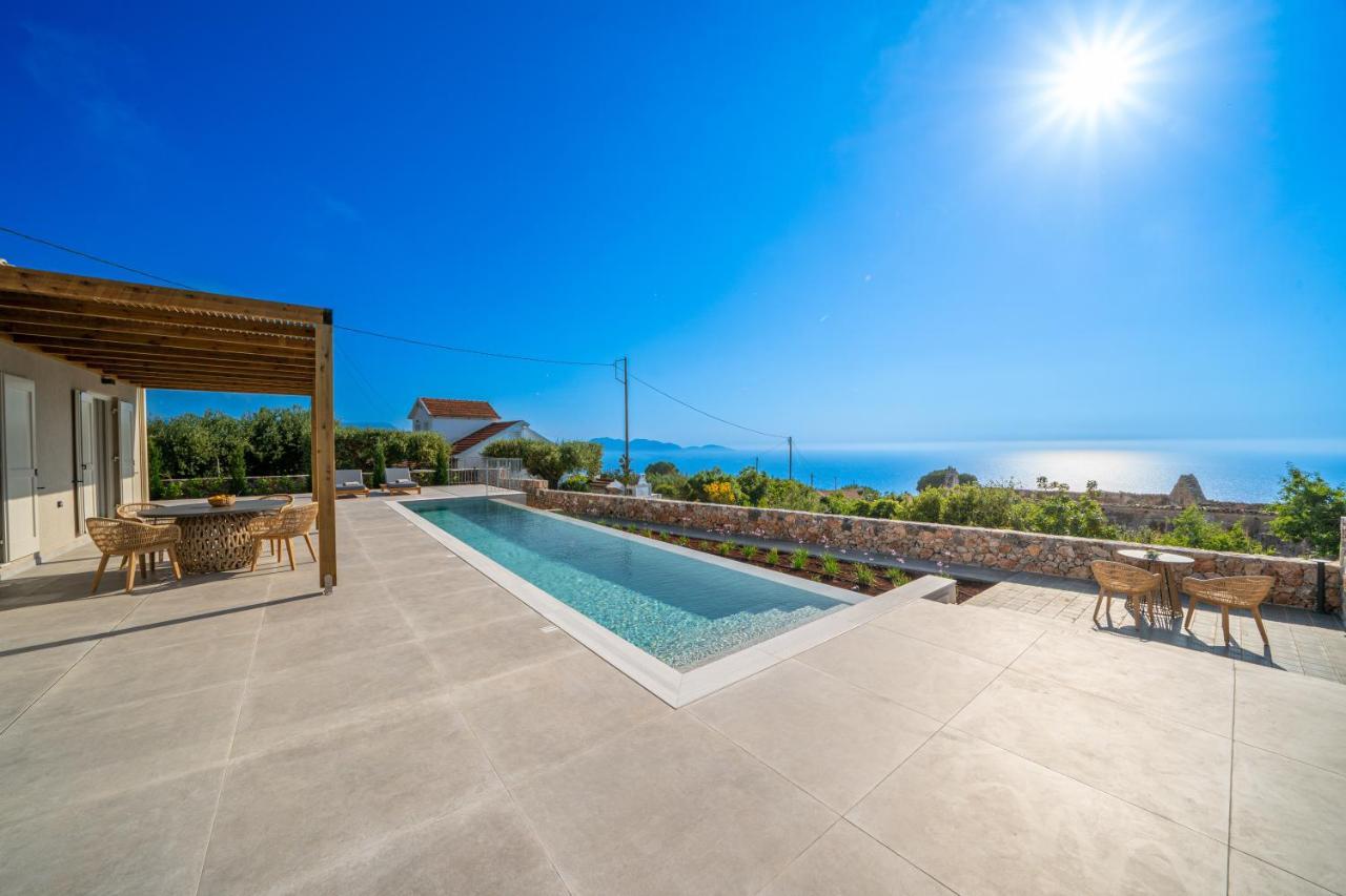 Summer Breeze Villa Tzamarelata Экстерьер фото