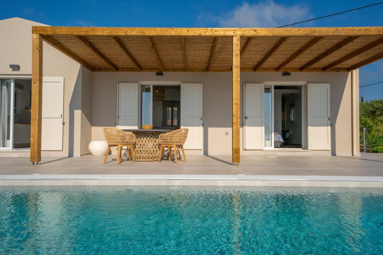 Summer Breeze Villa Tzamarelata Экстерьер фото