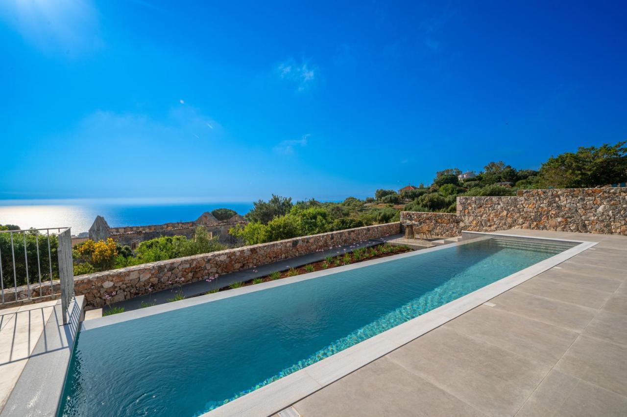 Summer Breeze Villa Tzamarelata Экстерьер фото