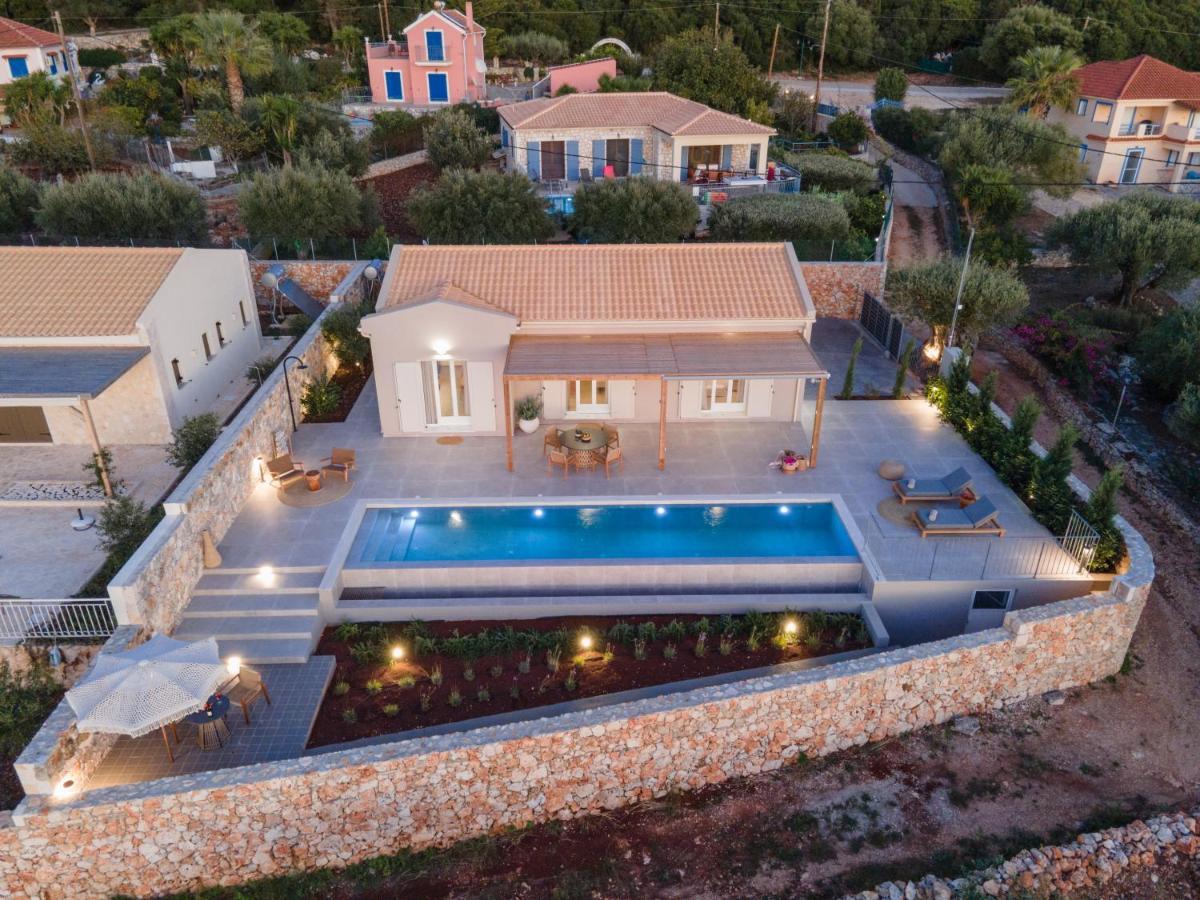 Summer Breeze Villa Tzamarelata Экстерьер фото